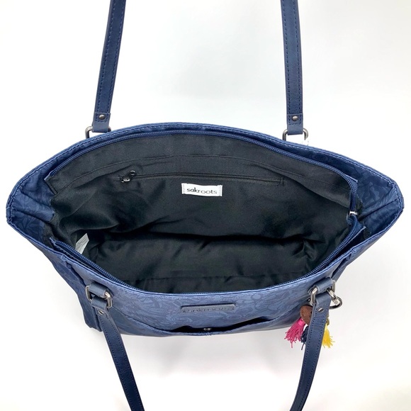 Sakroots Artist Circle Spirit Desert Metro Tote - Picture 9 of 15